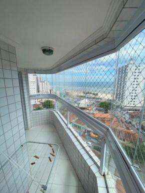 Apartamento 2 dormitórios e sacada gourmet frente ao MAR